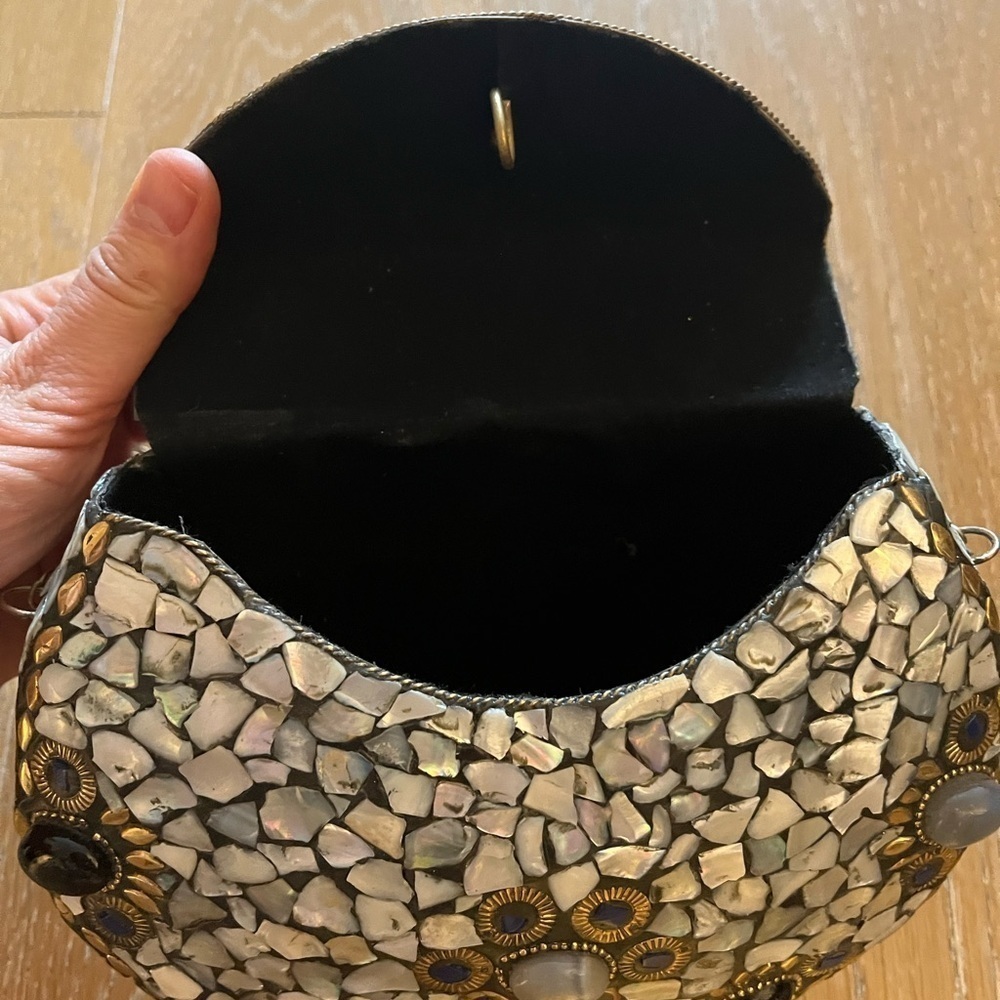 Hand made mother of pearl purse crossbody chain made in India one of a kind - Picture 7 of 11